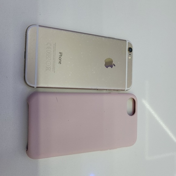 iPhone 8 - Picture 4 of 5